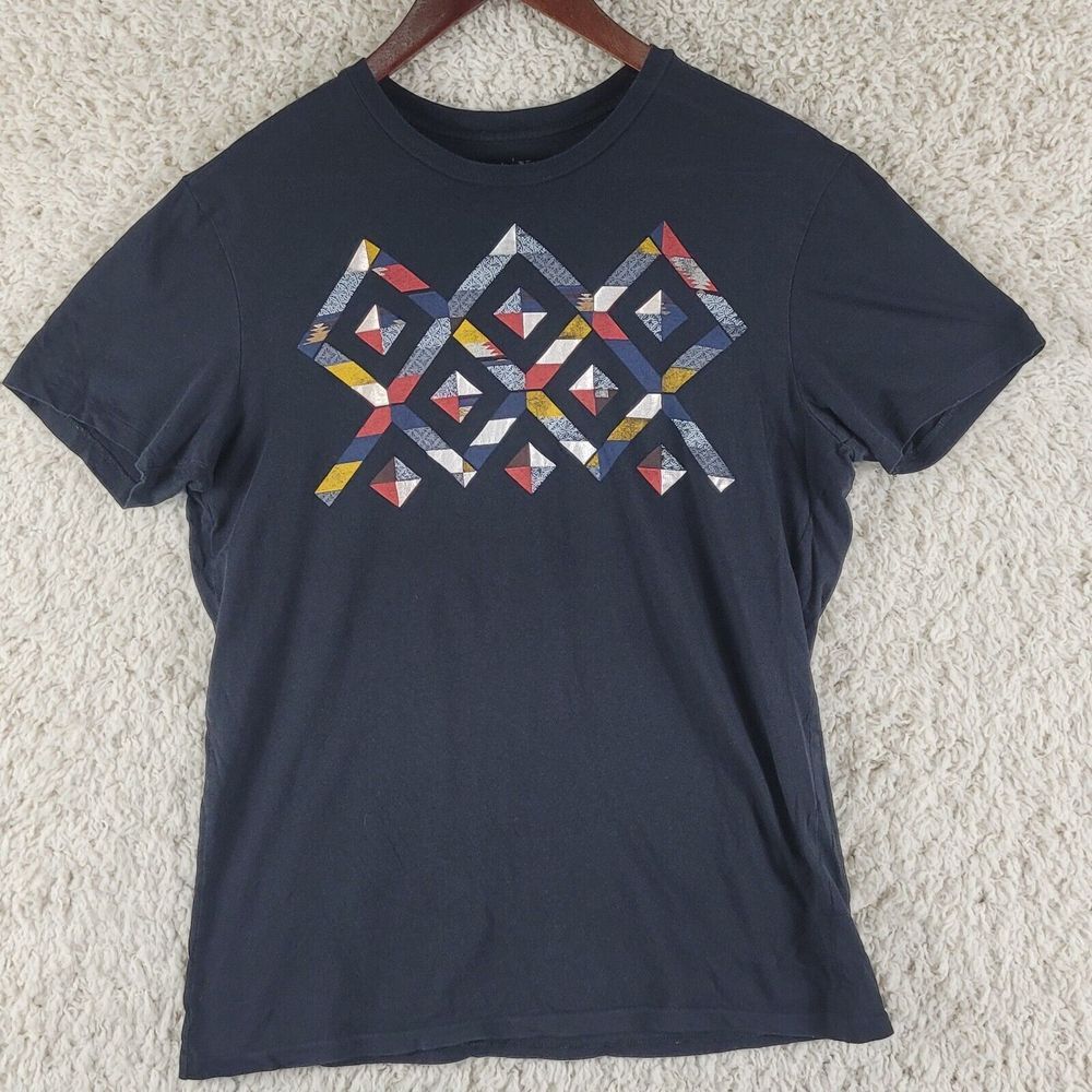 Armani‎ Exchange T Shirt Women's Small Black Tribal Diamond Argyle Short Sleeve